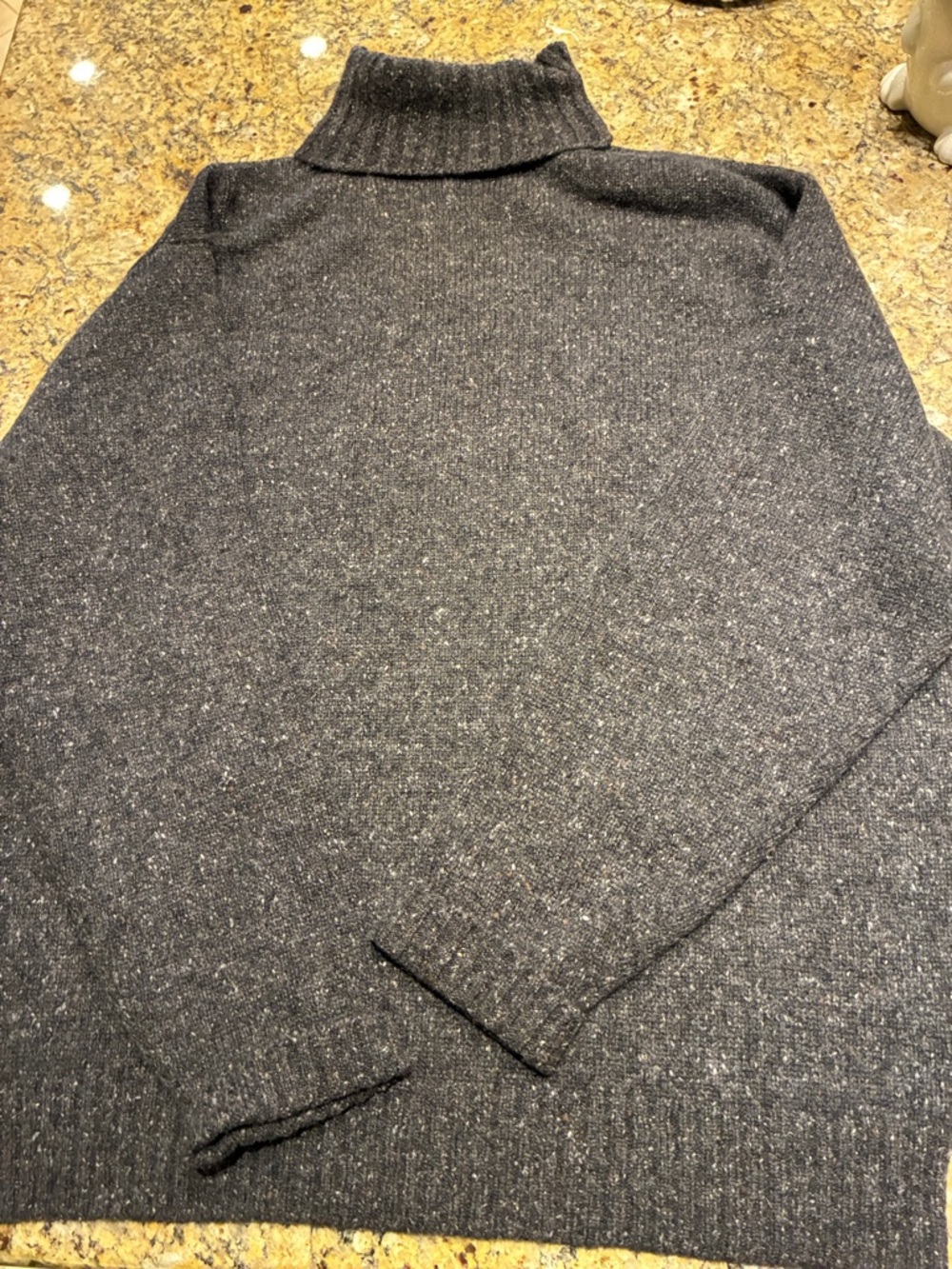 Paolo Mondo Men's Turtleneck Sweater in Charcoal Heather 100 percent cashmere